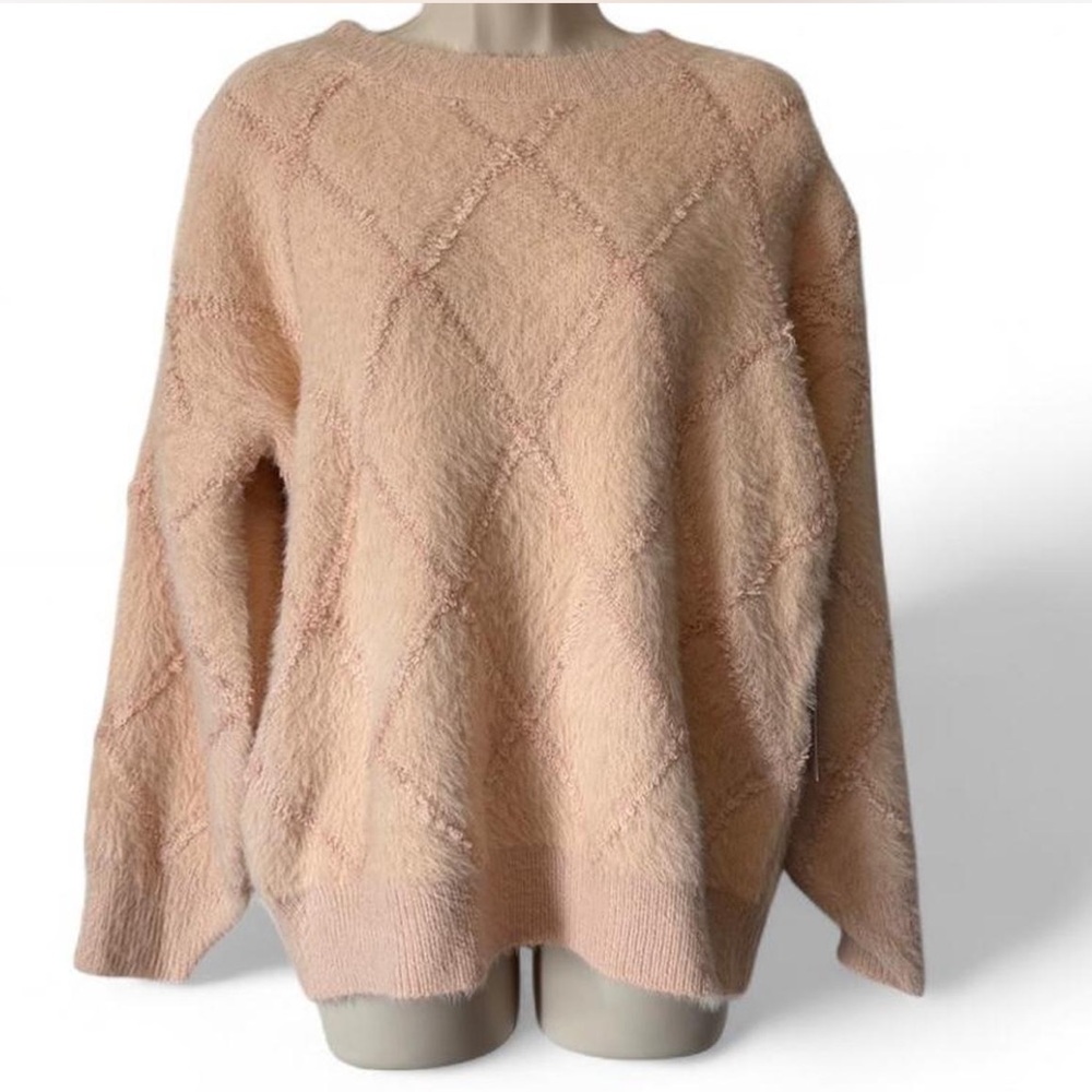 ‎Fuzzy Diamond Sweater